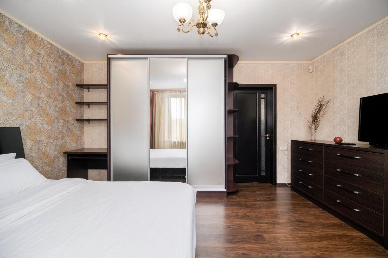 Lux Apartment Gorkiy Park Kharkiv Eksteriør billede